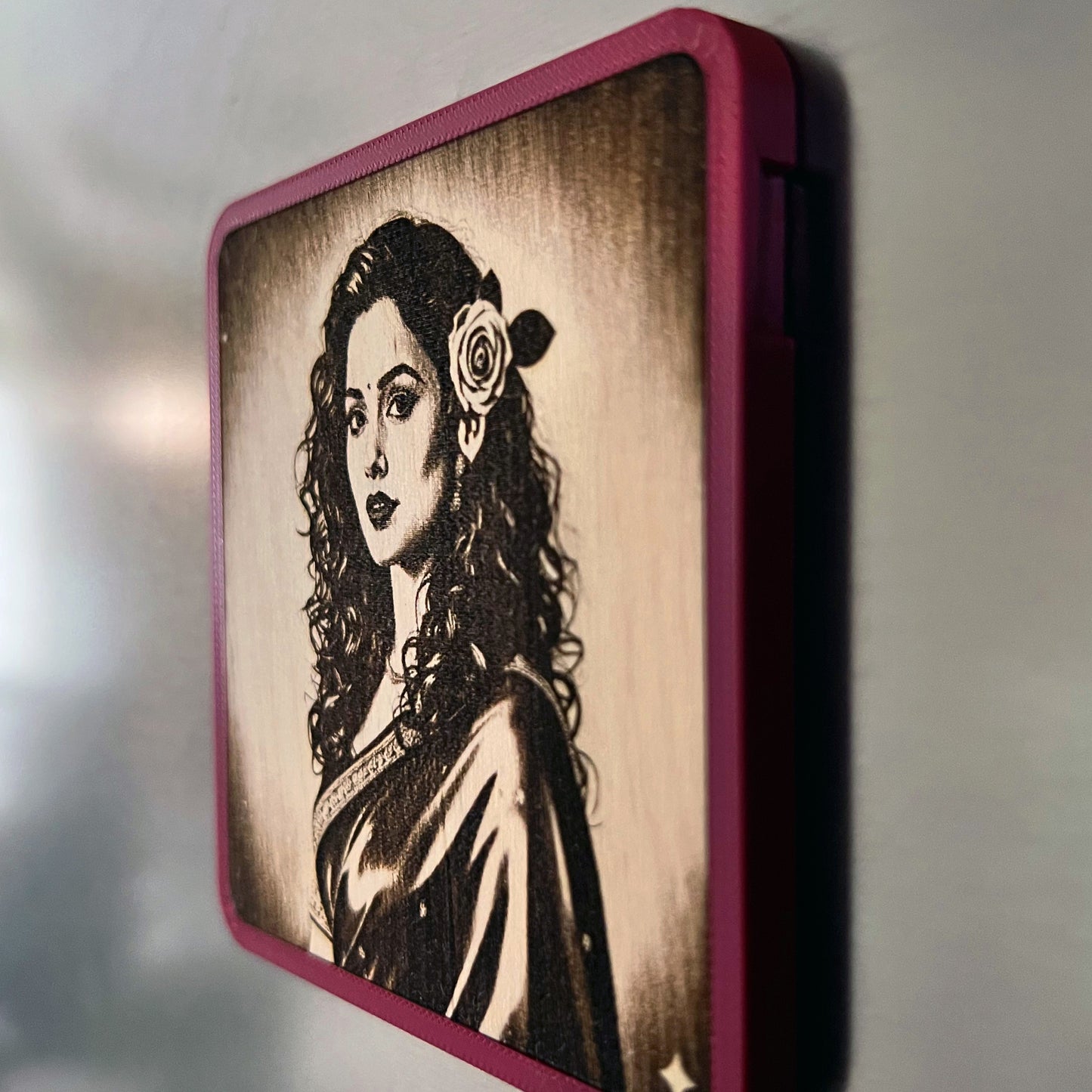 4-inch Wooden Photo Engraved Fridge Magnet with Custom Color Case - Personalized Gift Sentosa Color Lab