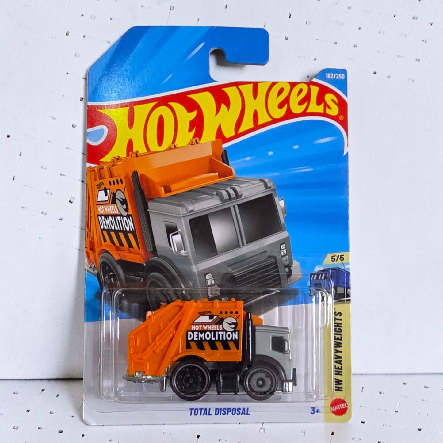 Hot Wheels H Case - Total Disposal - Treasure Hunt - 162/250 - 2026 Edition Mattel