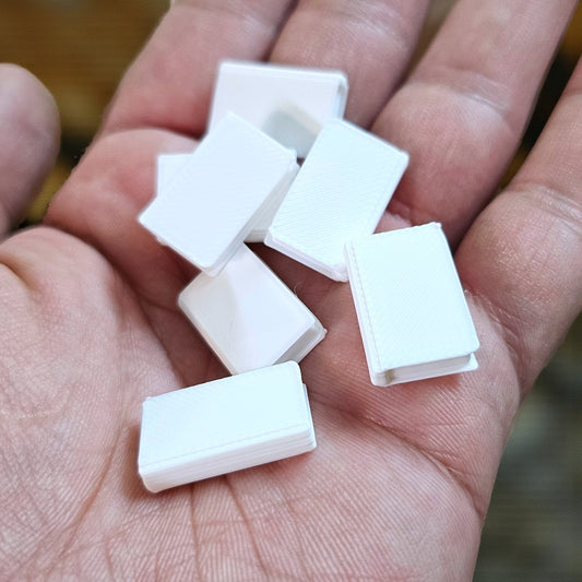 DIY Miniature Blank Books - 1:12 Scale for Crafts, Mini Bookshelf Decor, Resin Art Sentosa