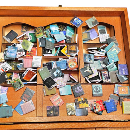 Anxiety Bookshelf with 200 Tiny Books Wooden Mini Library & Stress Relief Ornament Sentosa Color Lab