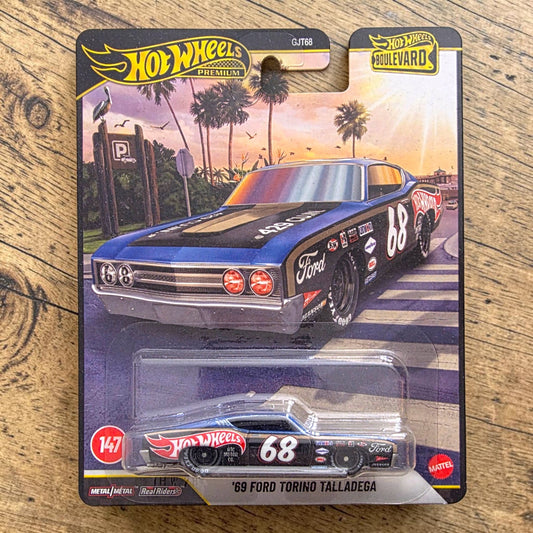 '69 Ford Torino Talladega (Boulevard Edition) - Hot Wheels Premium GJT68 Mattel