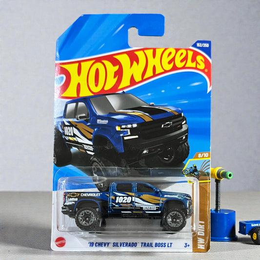 Hot Wheels - '19 Chevy Silverado Trail Boss LT - 152/250 - 2025 Edition - IMPORTED Mattel