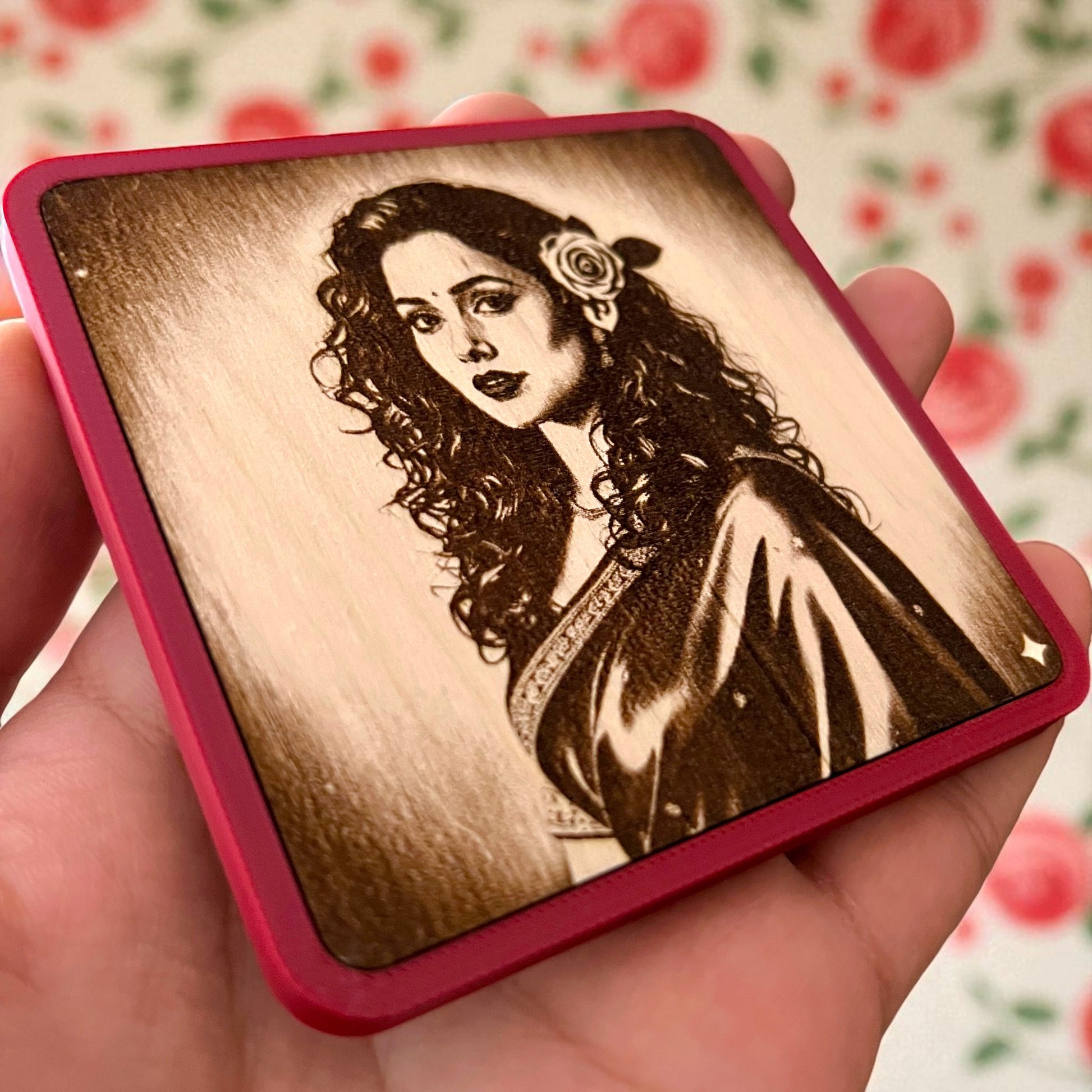 4-inch Wooden Photo Engraved Fridge Magnet with Custom Color Case - Personalized Gift Sentosa Color Lab